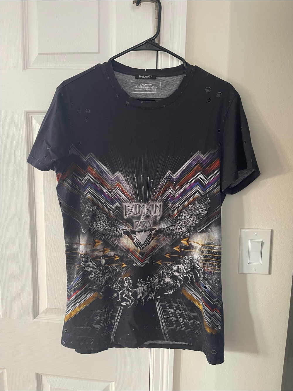 Men’s Balmain graphic distressed galaxy tee, size Medium